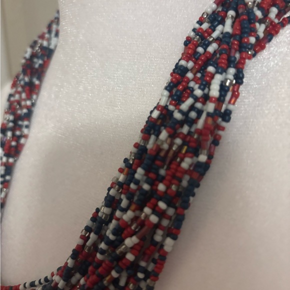 Multicolor Beaded Necklace - Picture 2 of 3
